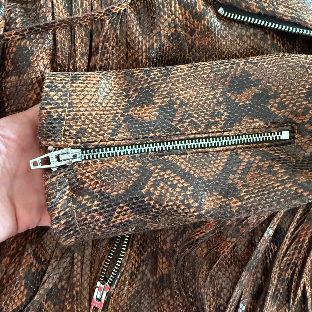 BlankNYC Vegan Leather Snake Skin Print Fringe Sleeves Moto Jacket size M - Picture 3 of 9